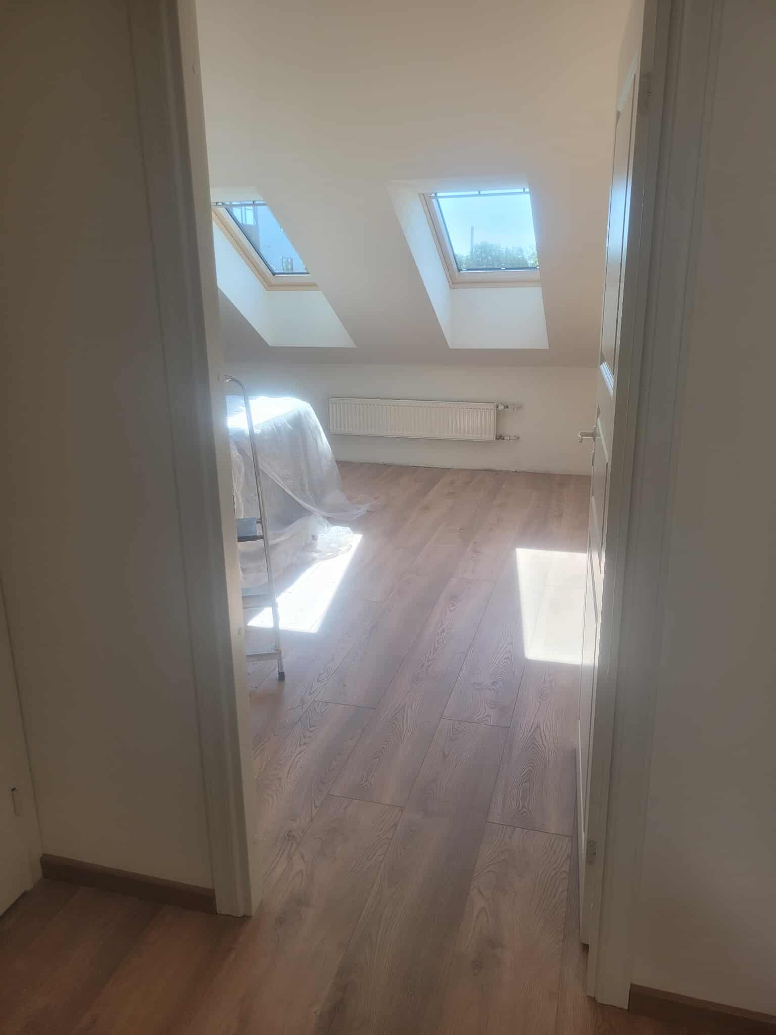 services-01 570555888 1150105833893239 3661211804823658475 N